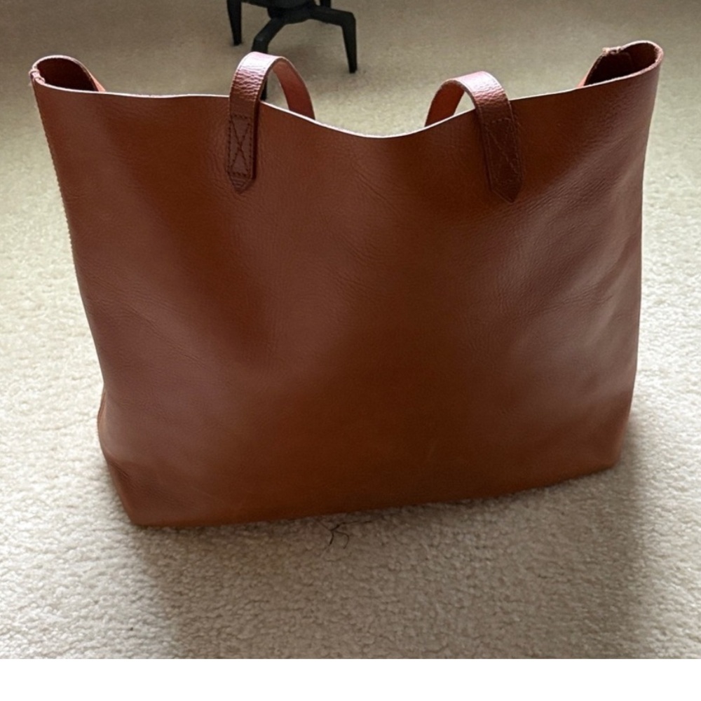 Madewell Brown Leather Transport Tote with Zip Detail - Picture 10 of 11